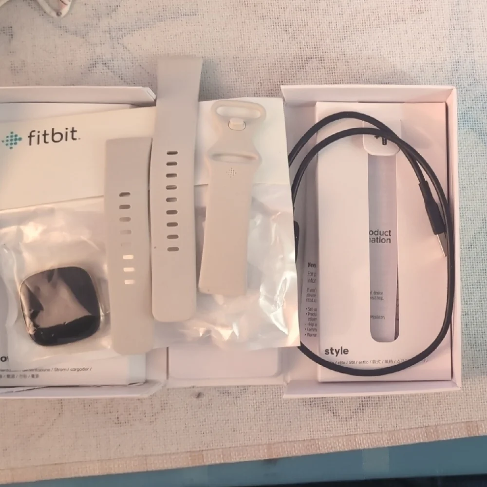 Fitbit Sense Gold and White Smartwatch - Picture 4 of 5